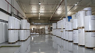 Papierrollen Lager Fabrik